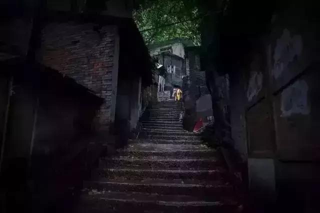 西安到昆明2天旅游攻略,西安到昆明旅游最佳路线