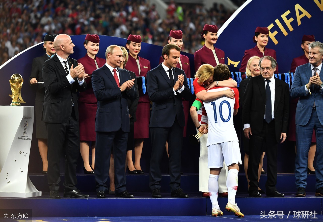 世界顶级中场的较量莫德里奇,莫德里奇踢什么类型中场