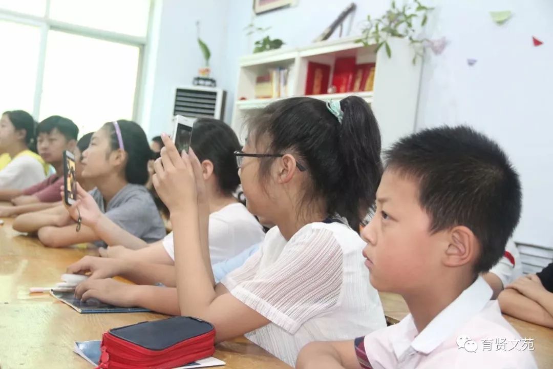 「育贤大讲堂」“金口才”张天星老师讲座