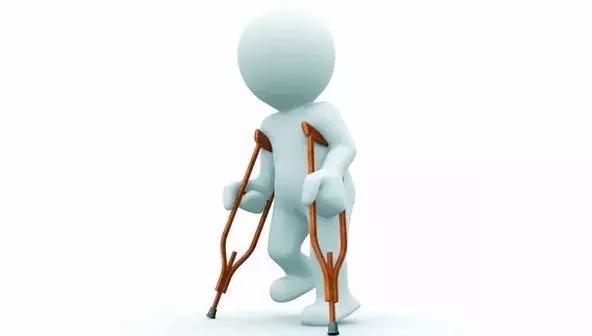 股骨头坏死早期症状是怎样的,早期股骨头坏死需要24小时拄拐吗