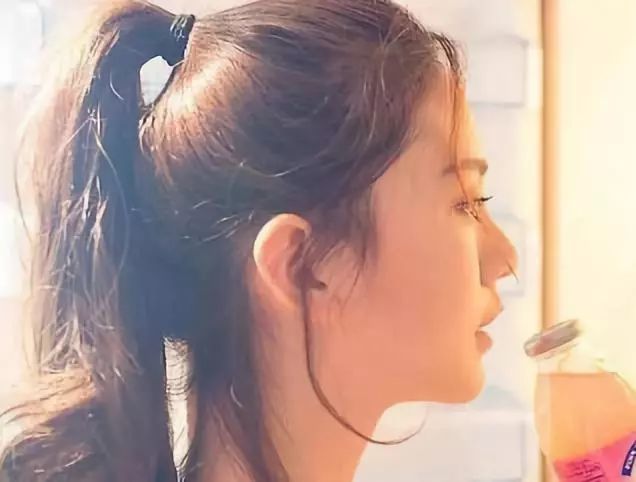 高马尾扎法教程简单,高马尾的扎法简单又好看