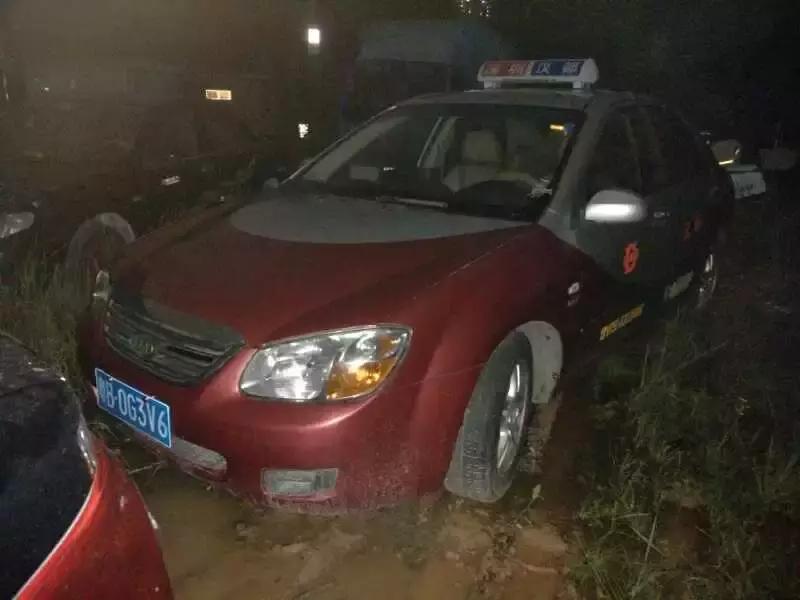 黑出租抓到怎么处罚,黑出租被拘留