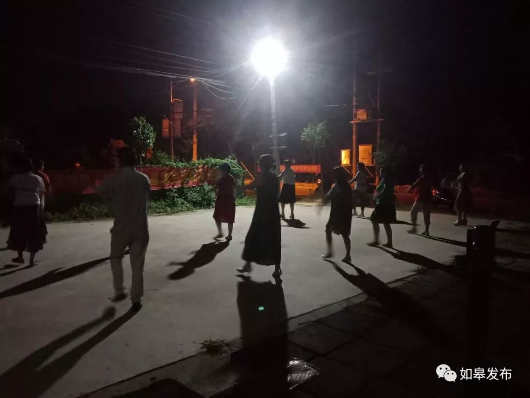嗨起来！谁再抱怨如皋没有夜生活，你就把这个丢给TA～