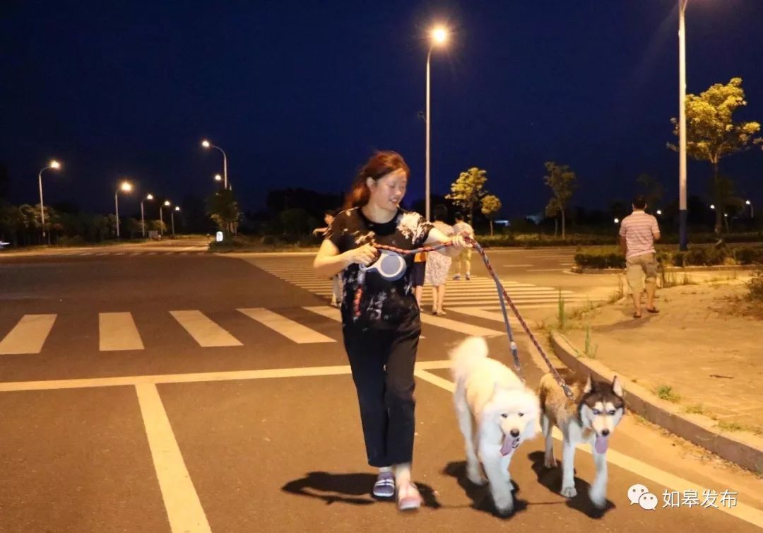 嗨起来！谁再抱怨如皋没有夜生活，你就把这个丢给TA～