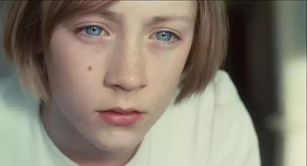 史上最尴尬*夜初**！你只能在这部电影里看到