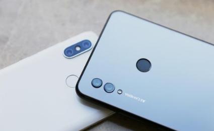 荣耀note10与小米8吃鸡,荣耀10和小米note8