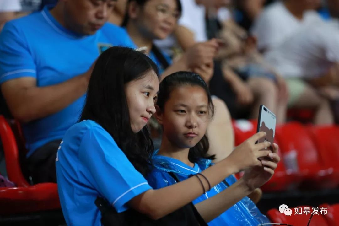 林莉、陈玘、陈若琳……都来了！刚刚，如皋奥体中心嗨翻天！