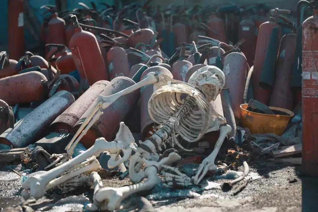 城市探索废墟探险,探索城市废墟