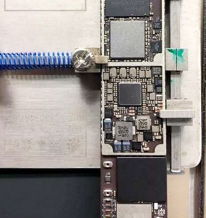 ipad被锁了可以换硬盘解锁吗,平板ipad屏幕被锁了怎么解锁