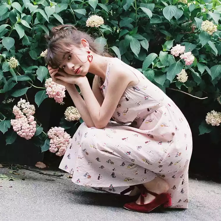 鎶硅尪鑼跺コ,鎶硅尪濂冲鏈嶉グ