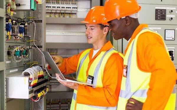 电工3万工资,三级电工一般工资多少钱