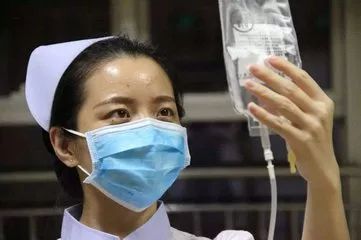 儿科静脉输液健康宣教,小孩子静脉输液技巧