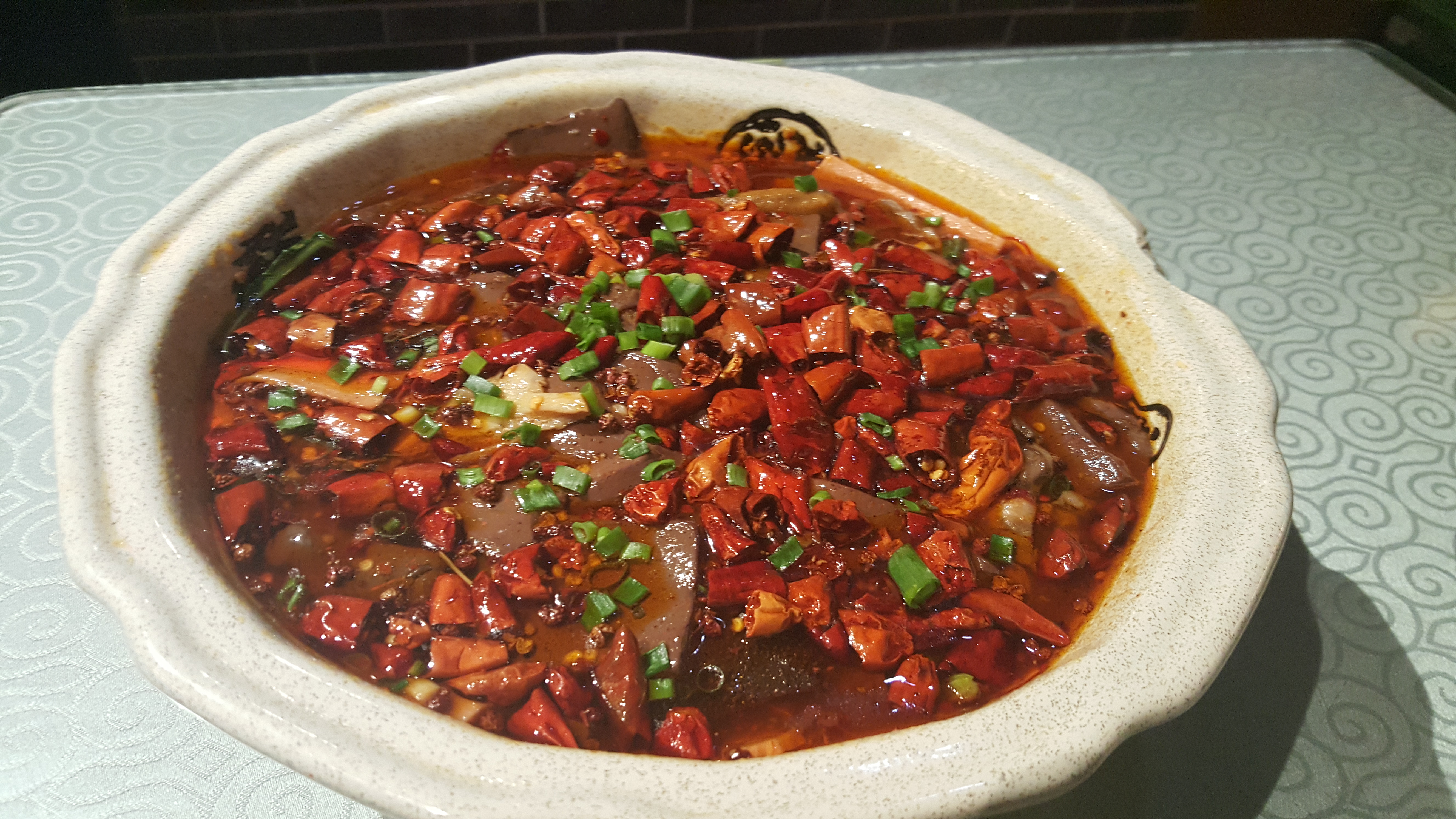 你见过成都这么牛的陈麻婆豆腐？食客点好了菜坐等大厨师上班