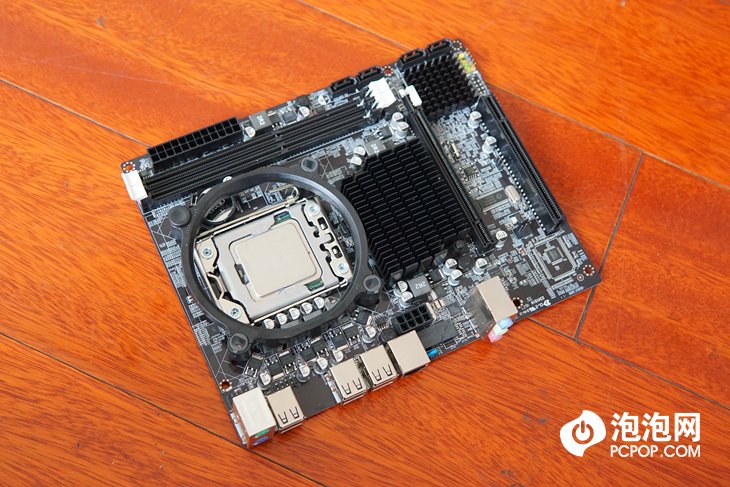 拼多多八核十六线程打游戏够用吗,拼多多吃鸡主机测评