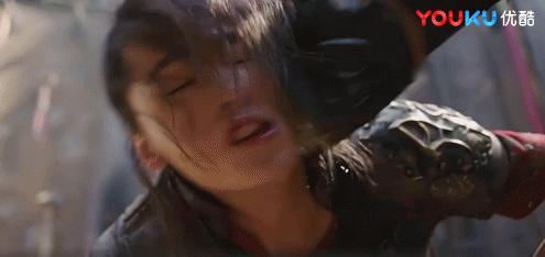 翻盘了,两年不见,我竟然被杨洋满脸胡渣的糙汉形象圈粉了