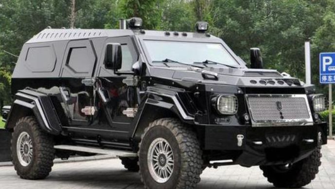 什么车号称公路坦克,号称公路坦克是什么车