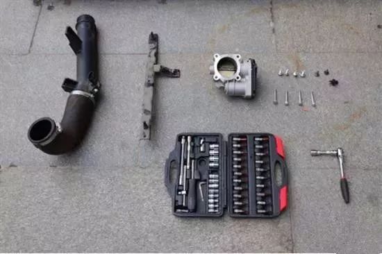 清洗节气门喷油嘴后油耗反而高了,节气门清洗后油耗高怎么办