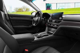 本田雅阁第十代1.5高功率试驾,试驾2022款本田雅阁混动锐领版