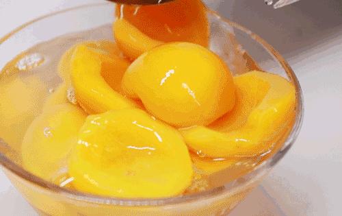 脆甜多汁的黄桃马上进入采摘季,锦绣黄桃罐头