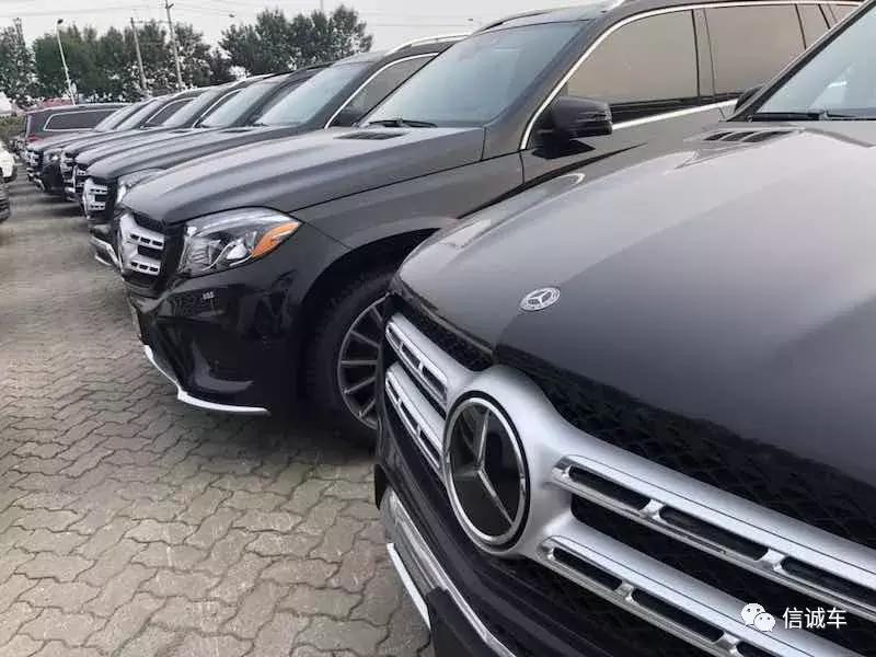 纵使山南水北亦要相望相安的意思,纵使山南水北