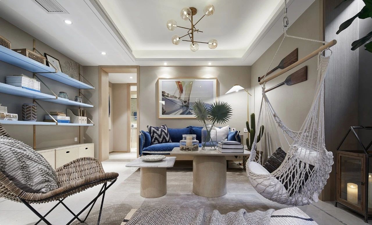 重庆金隅南山郡244㎡四室，35万轻奢装修，50㎡休闲室惬意荡秋千