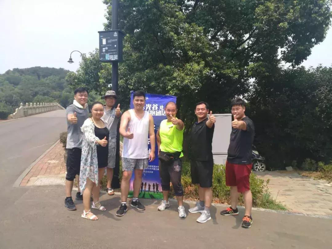 菁英荟跑团大咖云集，一场体力、脑力和心力的激烈交锋！