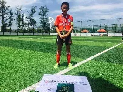 陕师大奥园参加“一带一路”杯全国青少年足球邀请赛再获佳绩