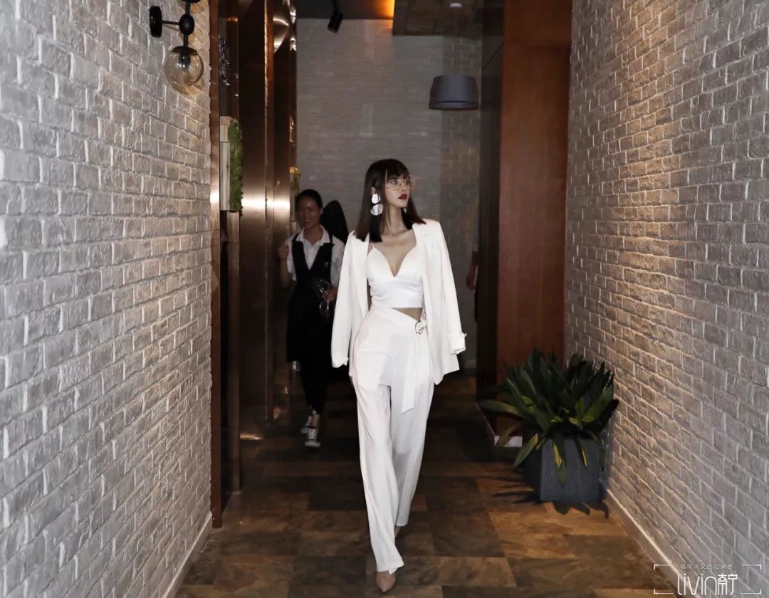 桂电出来的企业家,桂电卖衣服