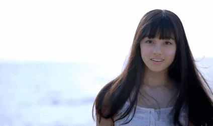 巩皇几岁了,巩皇年轻的时候有多美