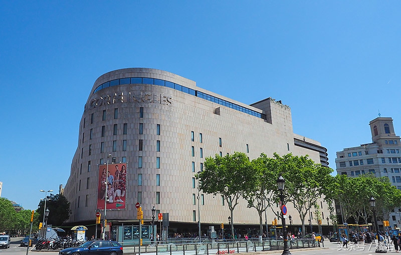 「巴塞隆纳」ElCorteInglés英国裁缝百货,买伴手礼的好去处!
