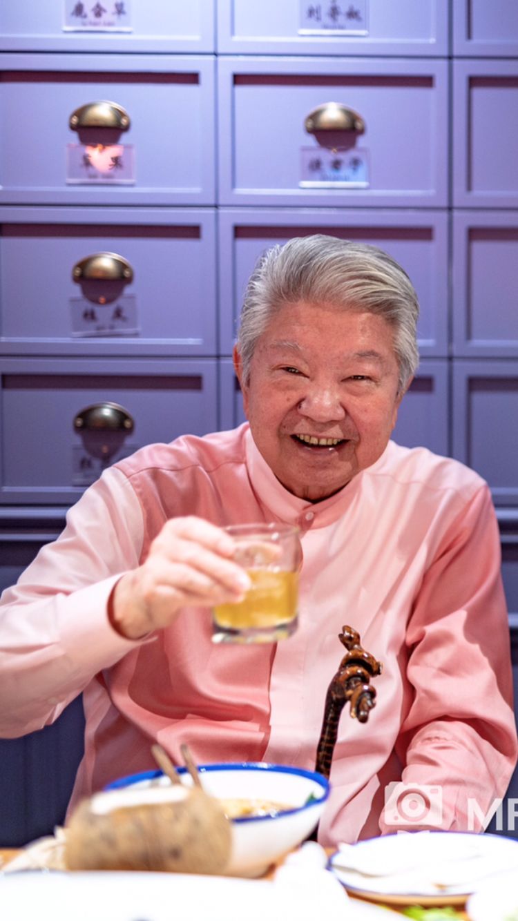 如果能选择我宁愿不长大,如果能选择我宁愿不嫁人