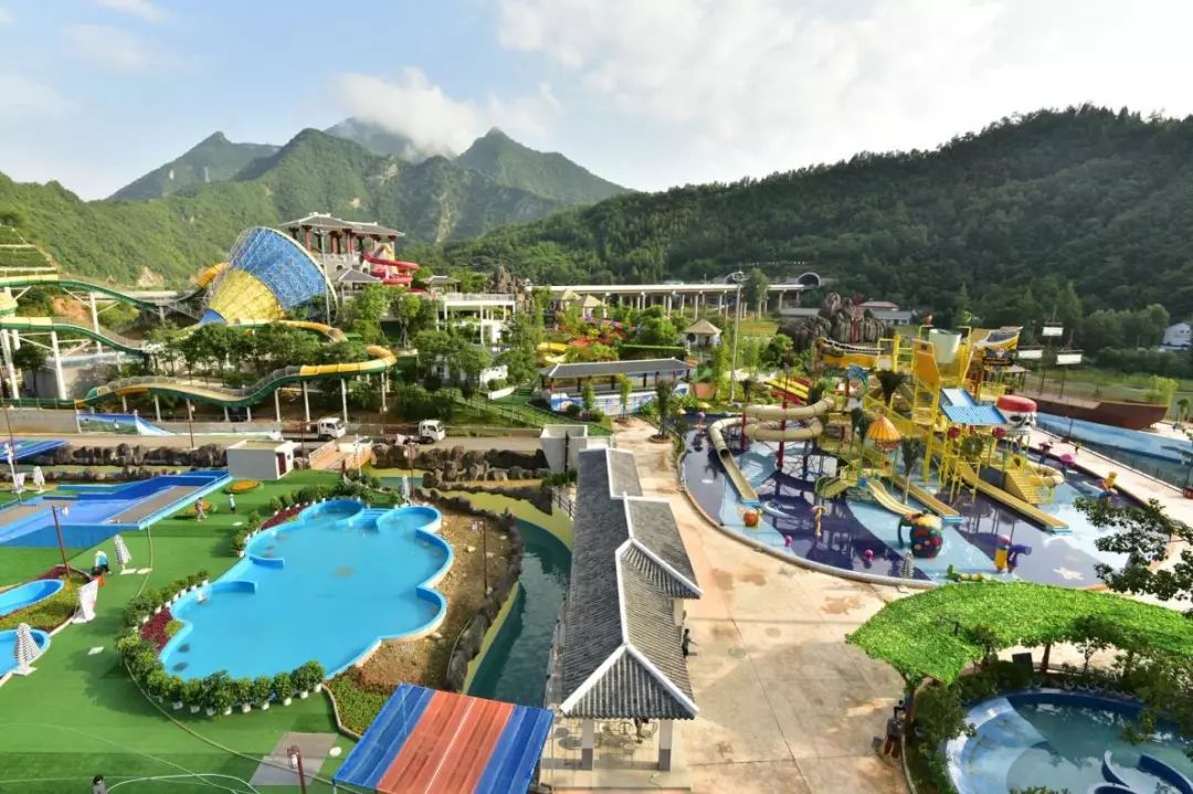 水上冲浪闯关,水上清凉闯关