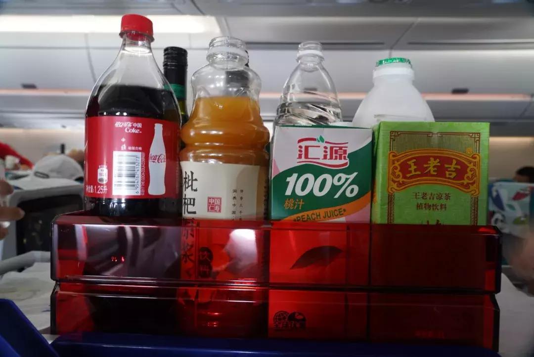 四川航空a350有超级经济舱吗,四川航空a330经济舱乘坐体验