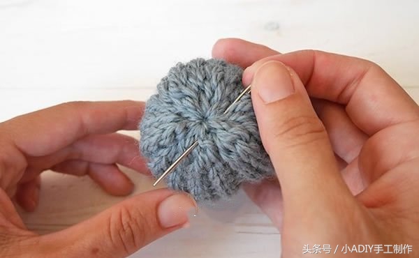 钩织小南瓜的教程和视频,超迷你可爱的小南瓜钩织挂件