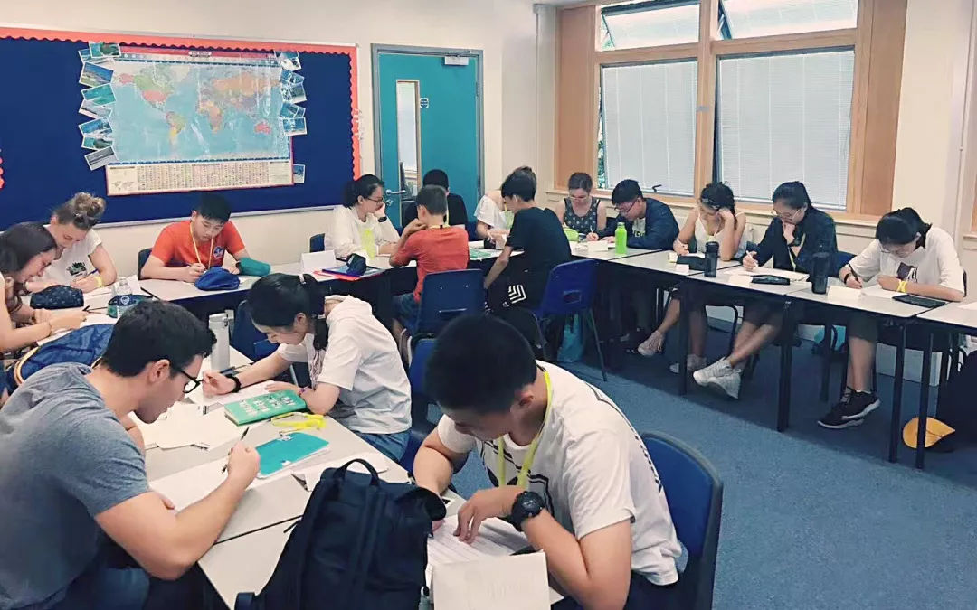 新东方研学夏令营旅行体验,新东方研学营英国回放