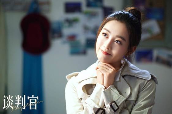 如何让肌肤锁住水分，看看幂姐如何保持少女肌，hold住晓飞总