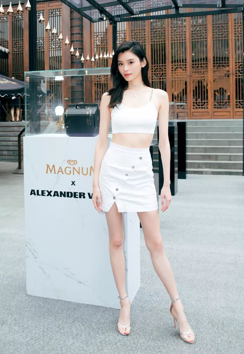 5折清仓的衣服,5折清仓的衣服值得买吗