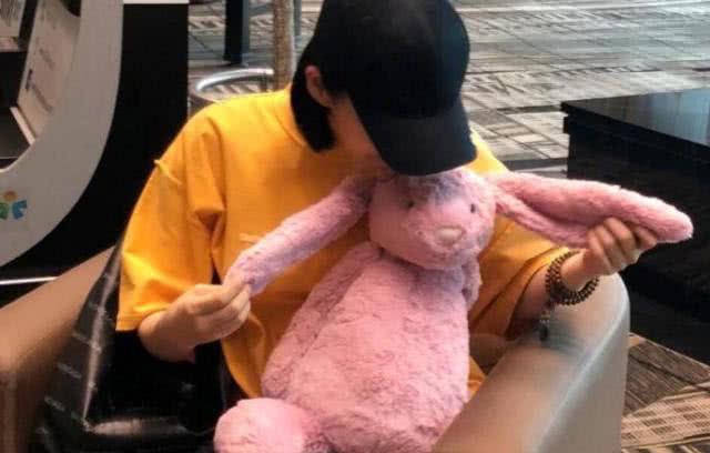 许晴与彭于晏的照片,许晴与彭于晏活动照