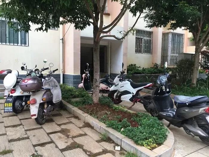 蒙自春熙院的车停哪里,春熙苑蒙自停车