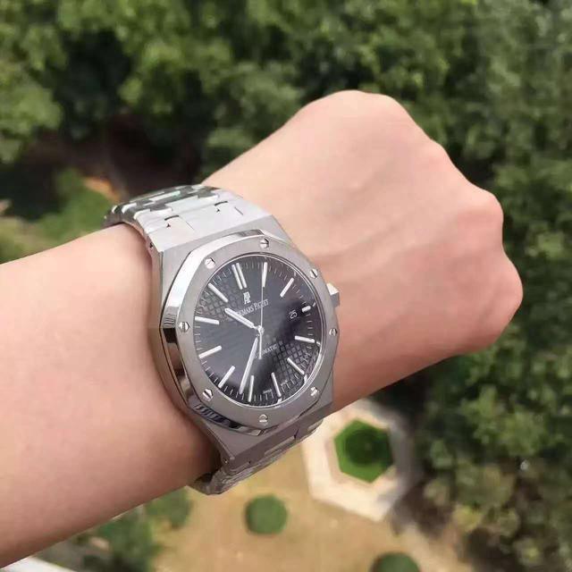 揭秘复刻表如此火爆的内幕消息,复刻表到底是什么意思