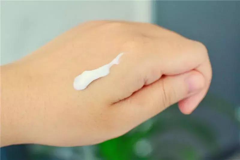 测评洗面奶哪一款好用,洗面奶哪一款好用测评