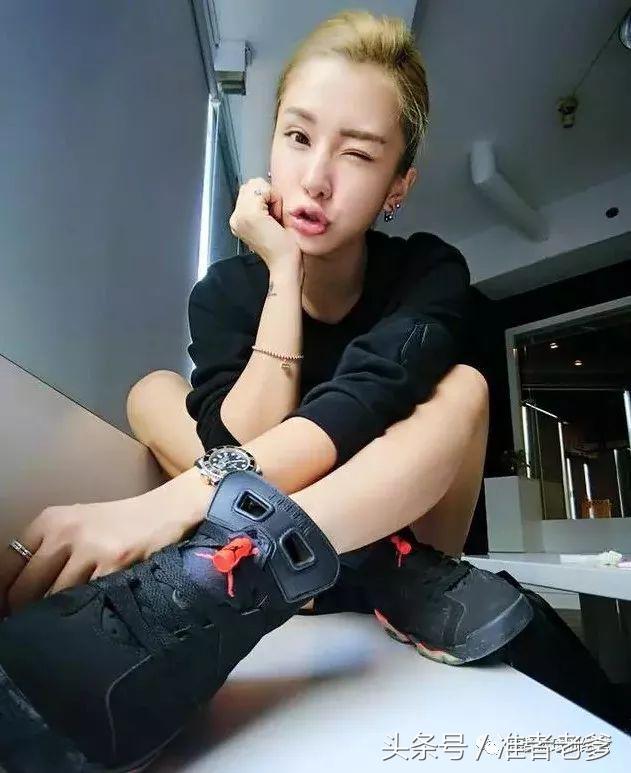 胸部撑起一滩水！被开价50万一晚，她是台湾超致命的Sneaker女孩