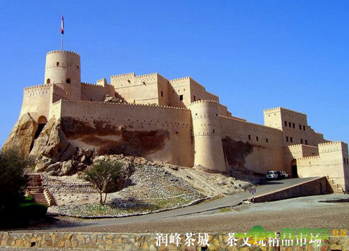 在阿联酋卖茶叶,在阿曼买东西