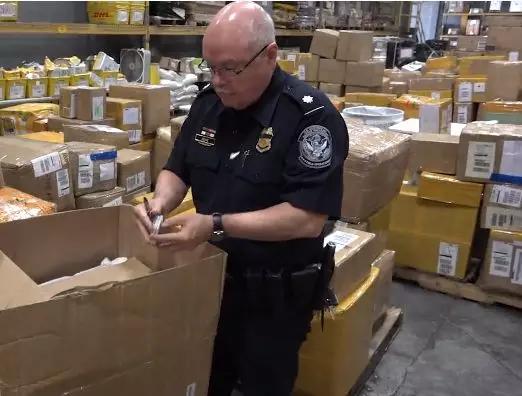 9千买了个假香奈儿包,七夕香奈儿定制包