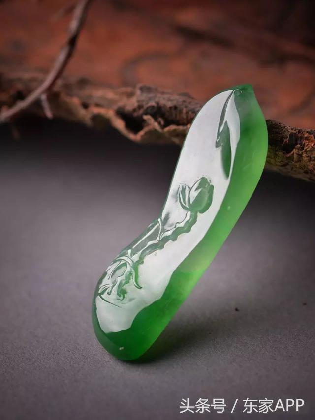 翡翠鉴别入门知识,翡翠行家的原石怎么样鉴别好坏