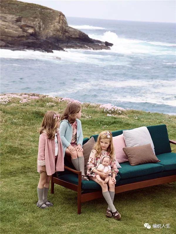 最新款好看的儿童毛衣,儿童中长款宽松毛衣