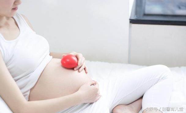 孕期这个部位消失，说明孕妈要“卸货”了！可别傻等预产期~