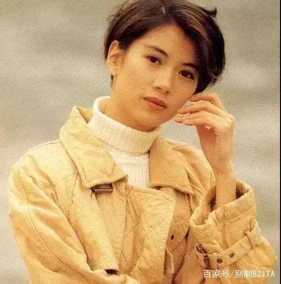 易烊千玺的少年感,广末凉子、袁咏仪、宣萱这些女星们从来都不缺