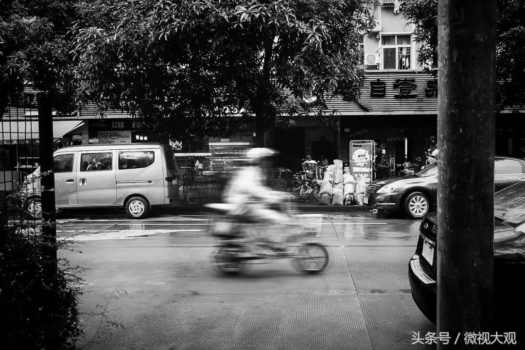 工资4千，还贷8千：厦门人的夜晚，其实比白天更忙