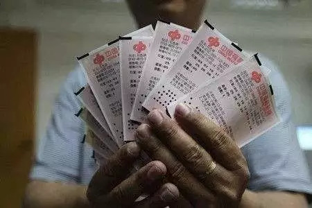 微信朋友圈卖什么产品犯法,微信卖违禁品怎么判